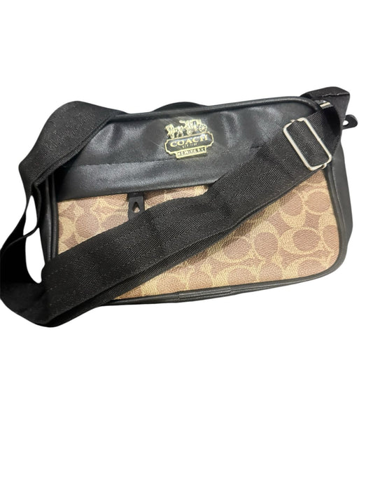 Bandolera para caballero casual.